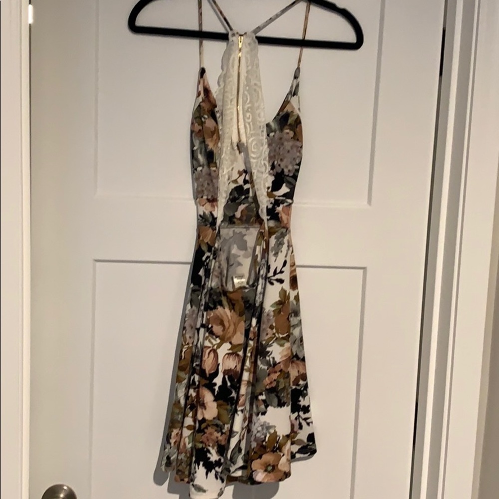 Floral dress - Picture 2 of 2